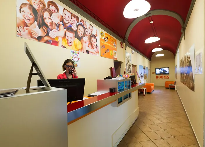 Hostel 7 Santi Florenz